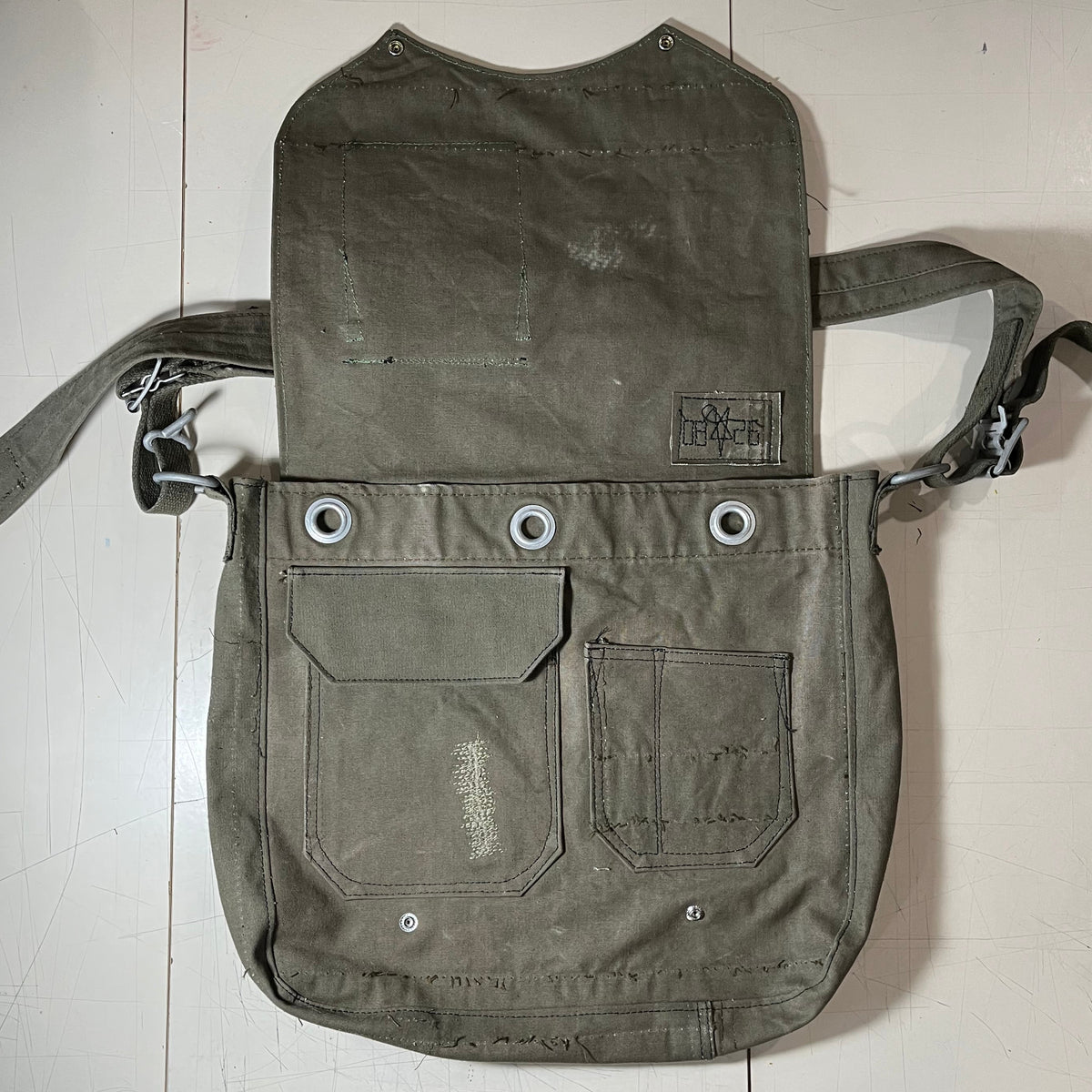 messenger 𖤐 reworked army duffel